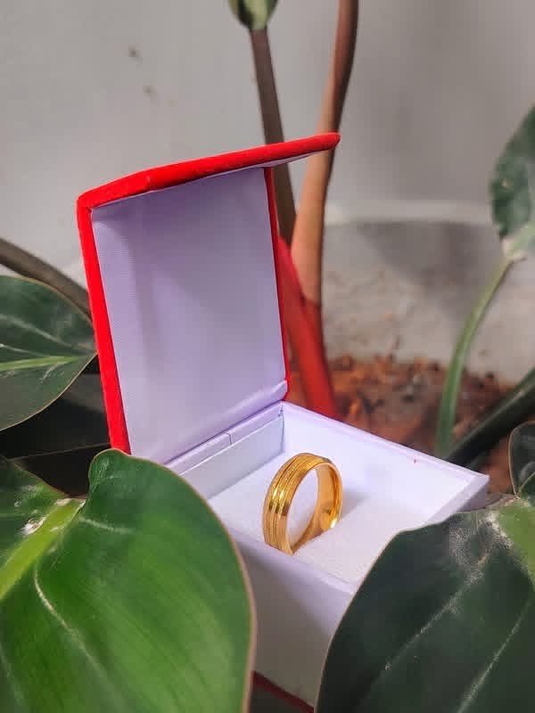 Gold ring