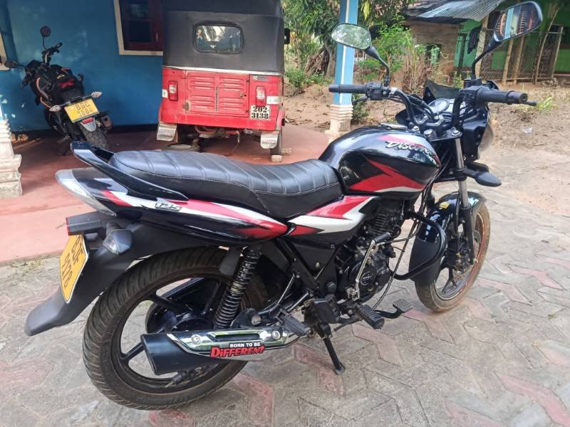 Bajaj Discover for sale