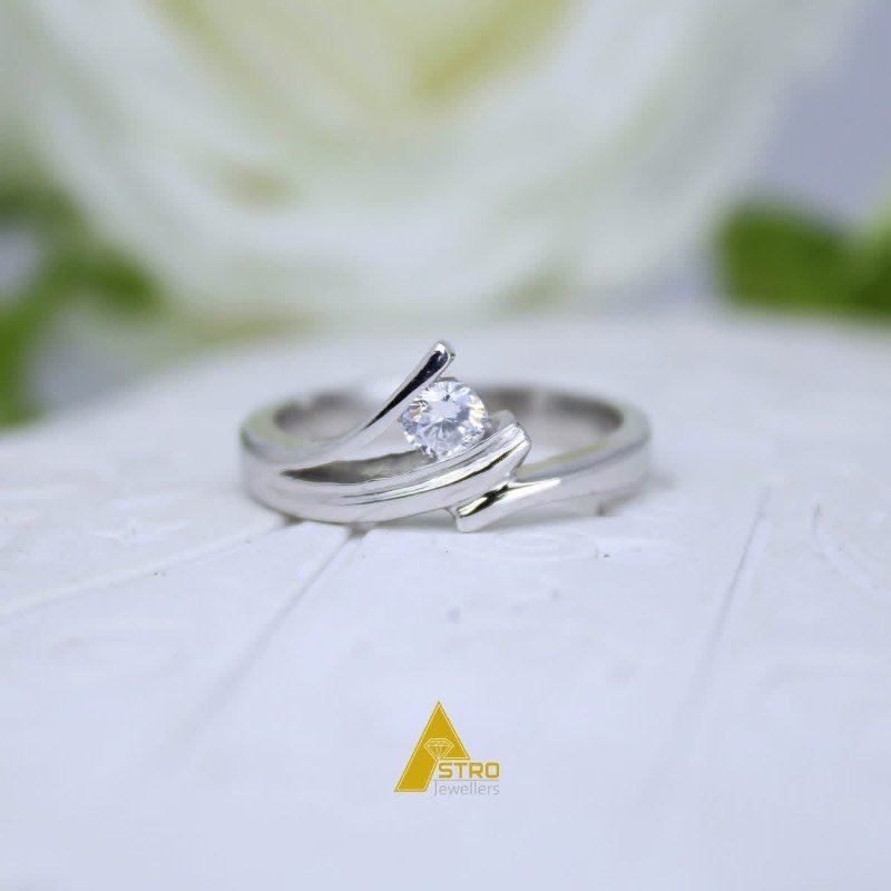 Pure silver white sapphire gemstones ladies ring