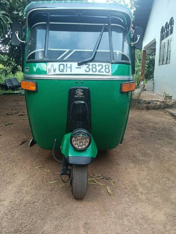 Bajaj Threeweel for sale
