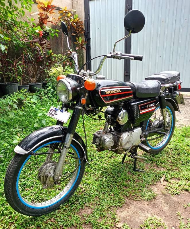 HONDA CD90