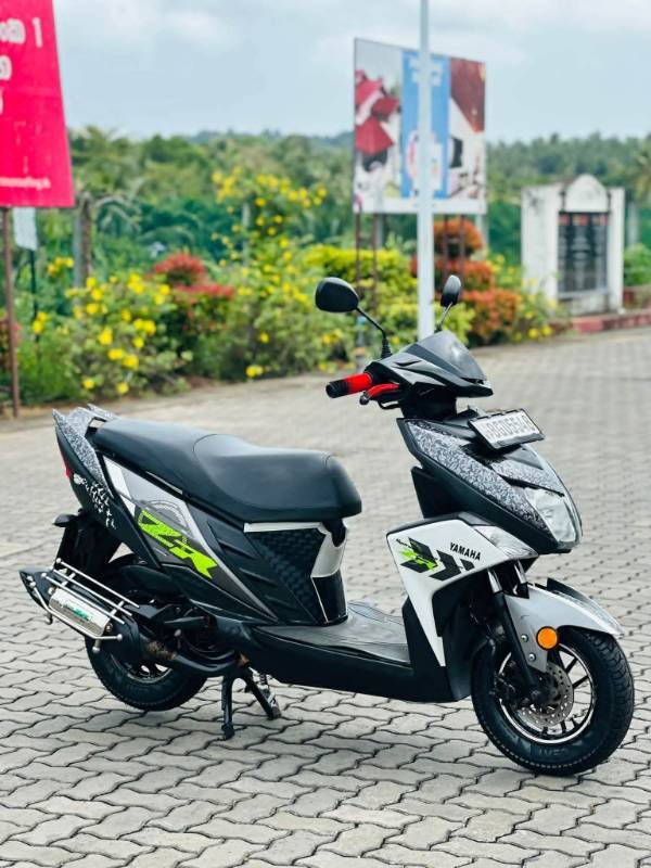 Yamaha ZR for sale