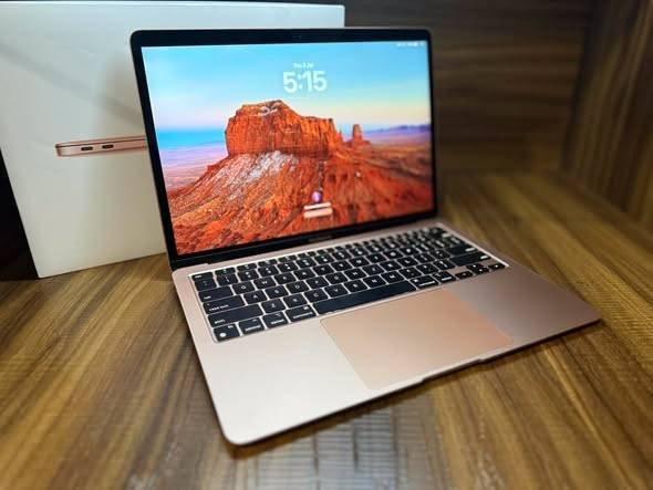 Used l Apple MacBook Air l Year 2020 Late l M1 Chip l Model A2337 l Battery Health 98%