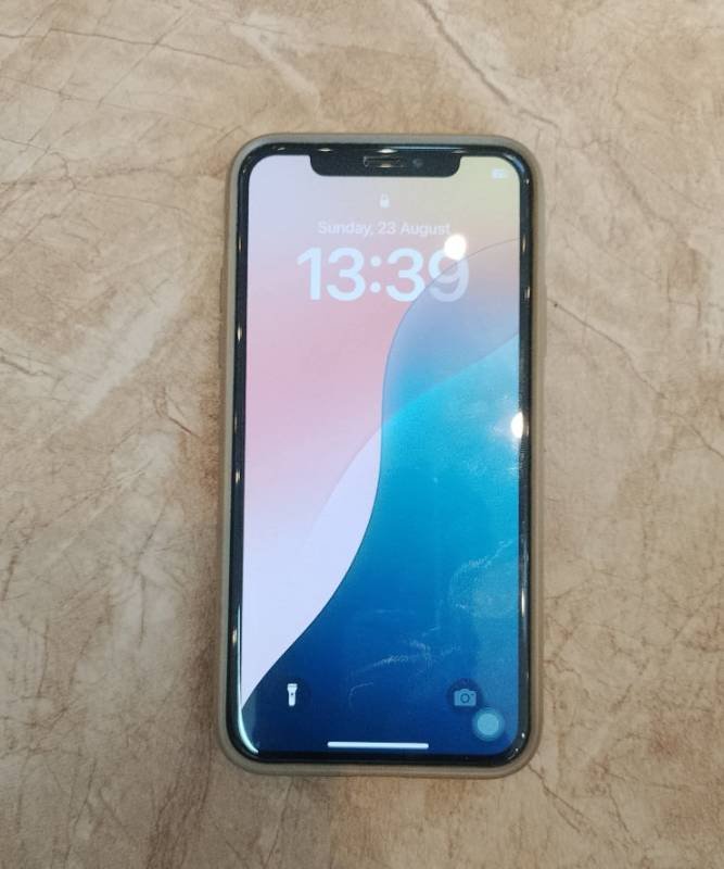 I phone XS for sale