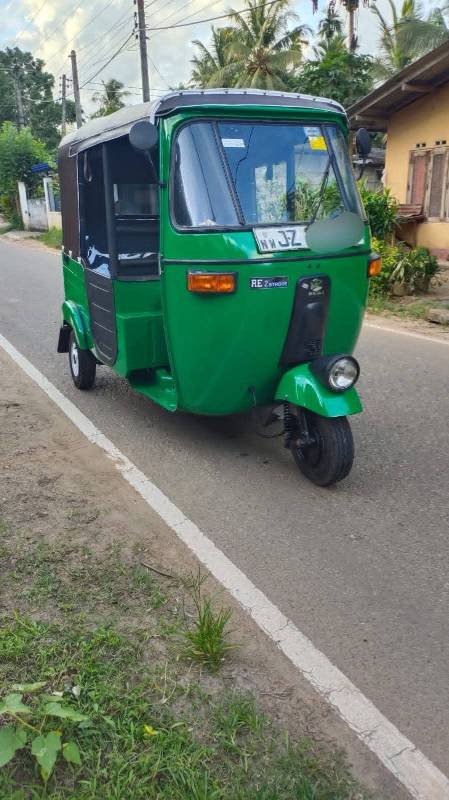 Bajaj Threeweel for sale