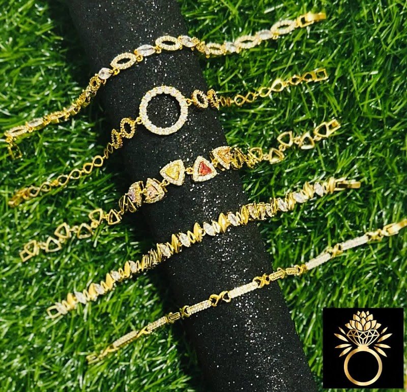 Ladies bracelet