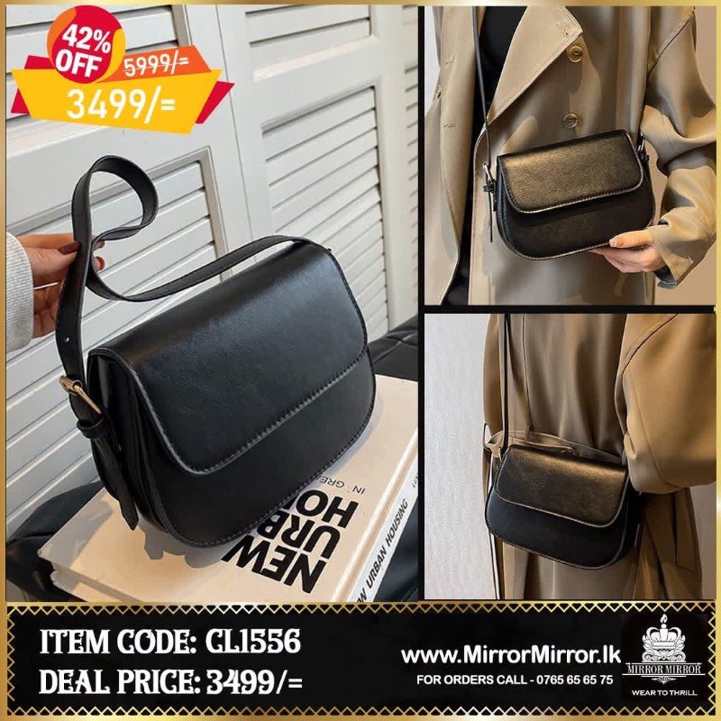 Ladies hand bag