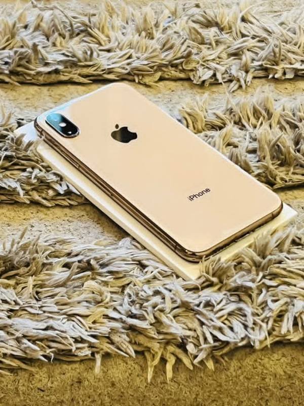 I phone XS for sale