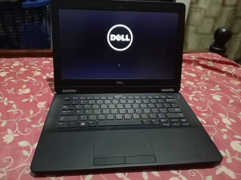 Lap top for sale