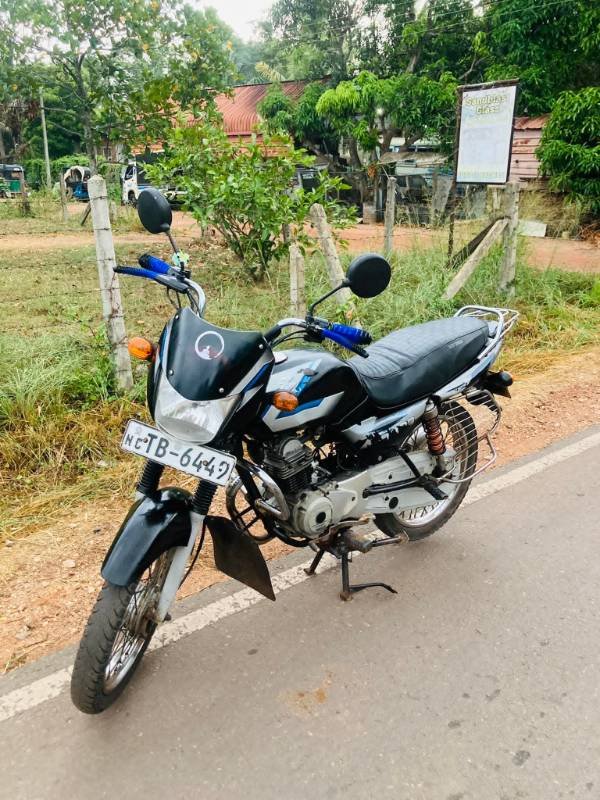 Bajaj CT100 for sale