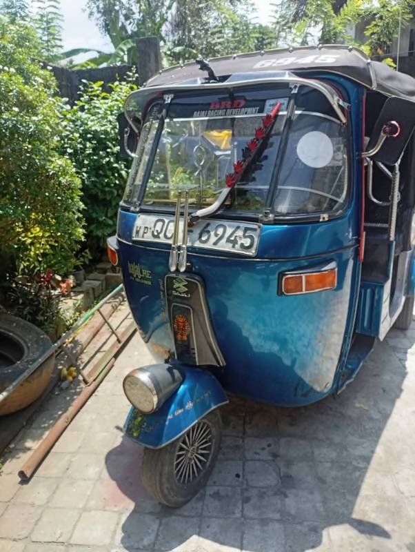 Bajaj Threeweel for sale