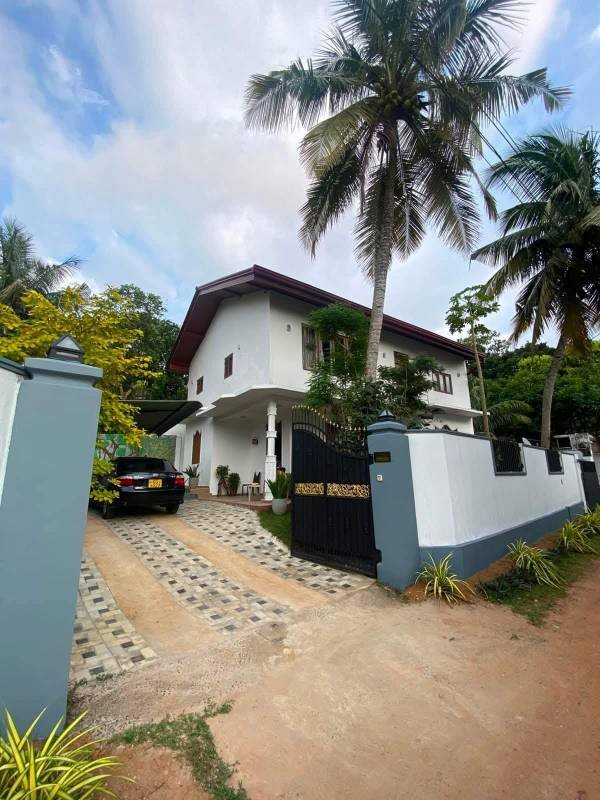 Luxury house for sale