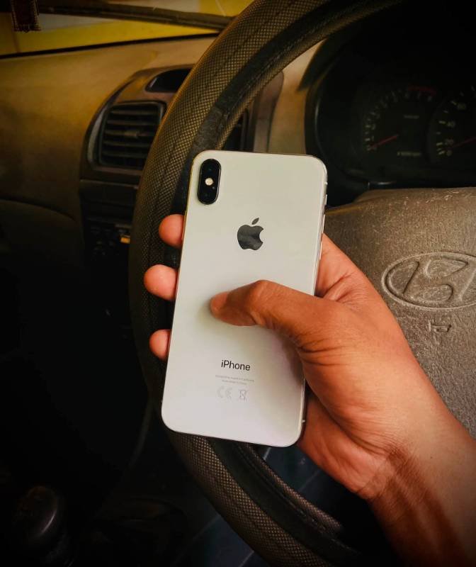 iPhone X