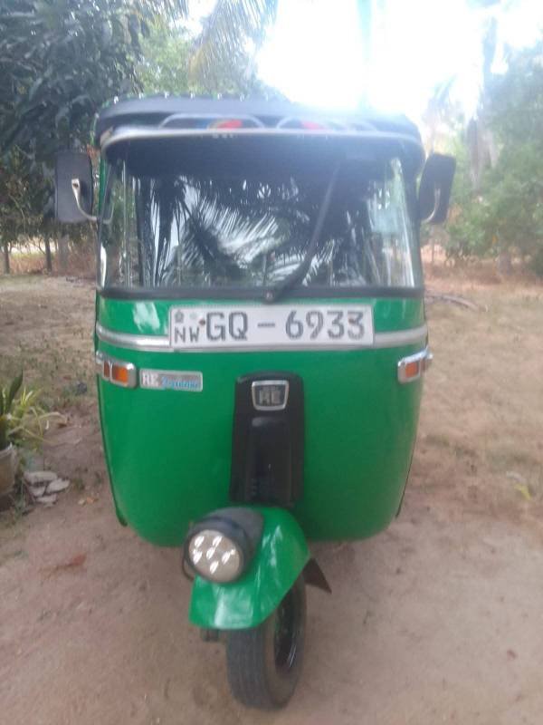 Bajaj Threeweel for sale