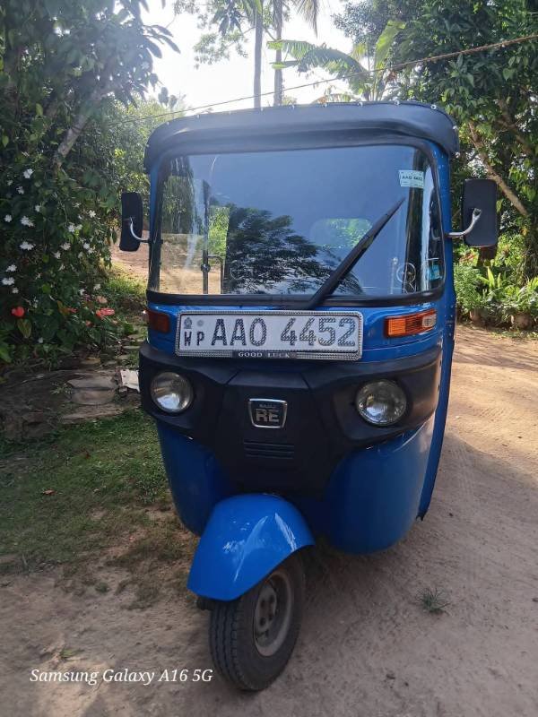 Bajaj Threeweel for sale