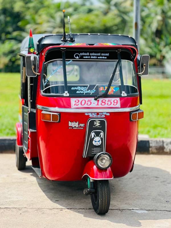 Bajaj Threeweel for sale