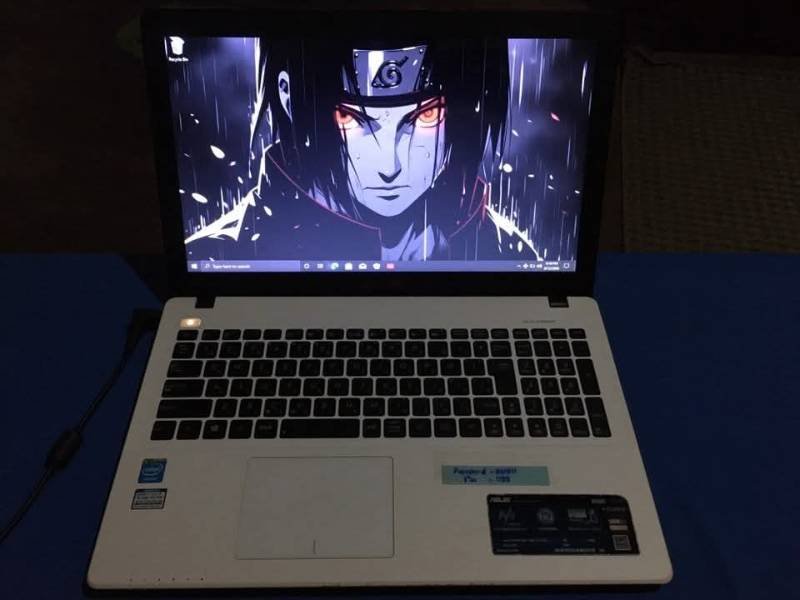 Lap top for sale
