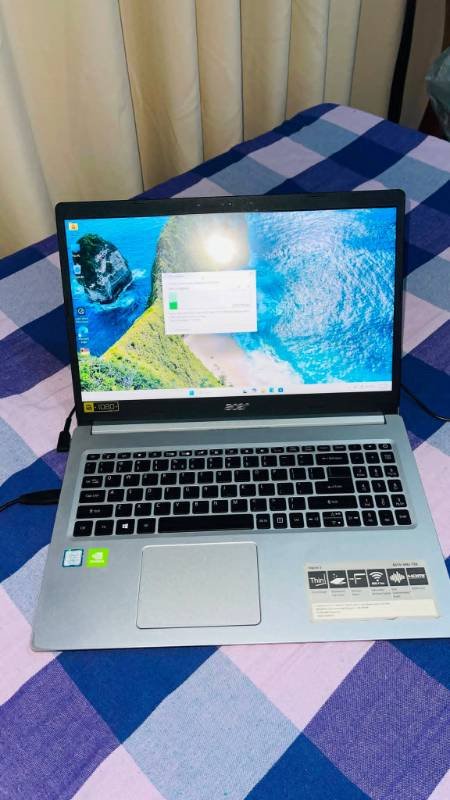 Lap top for sale