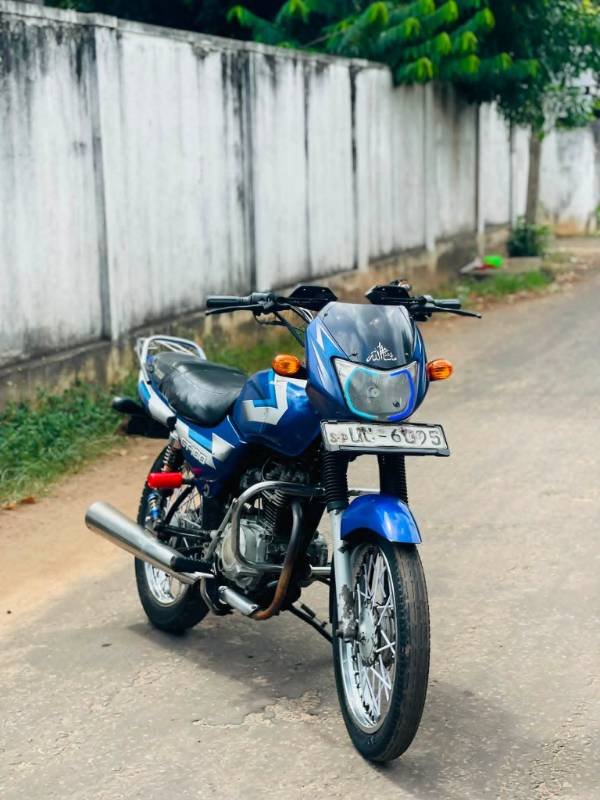Bajaj CT100 for sale