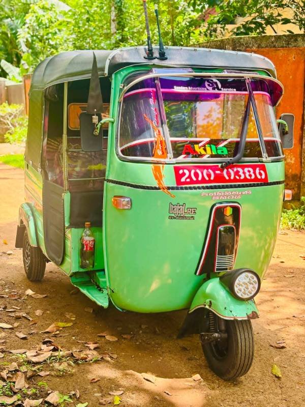 Bajaj Threeweel for sale