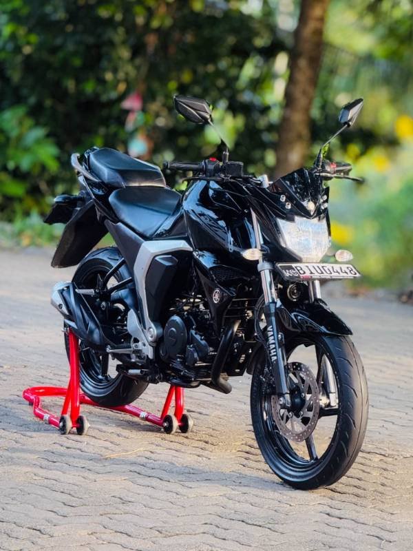 Yamaha FZ for sale v.2