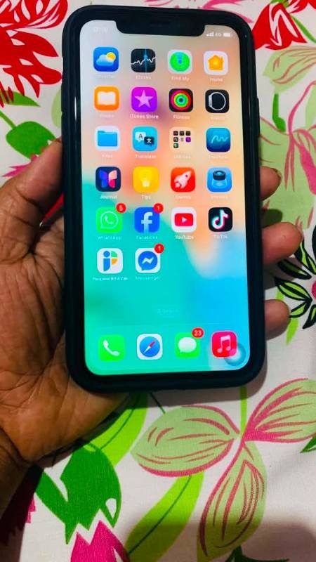 I phone 11 for sale
