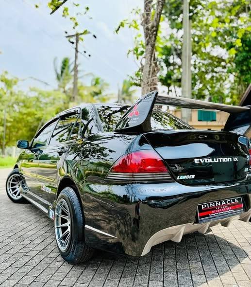 Mitsubishi Lancer CS1 GLX