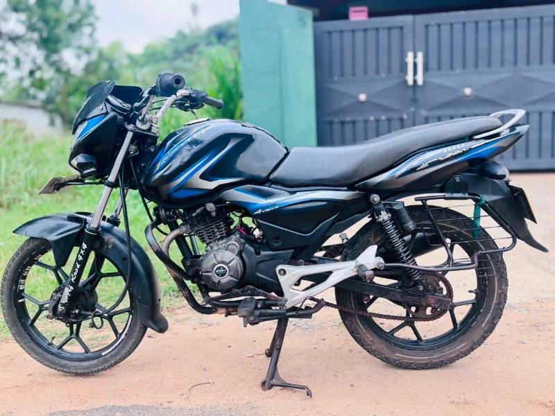 Bajaj discovry for sale