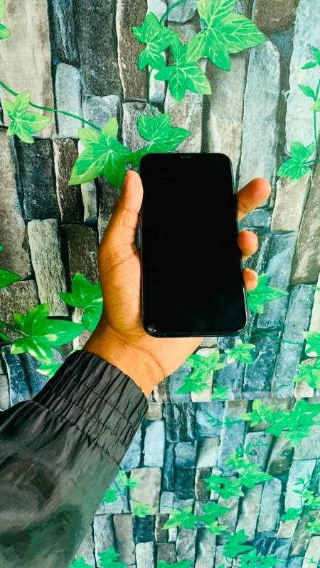 Phone for sale