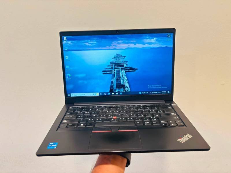 Lap top for sale