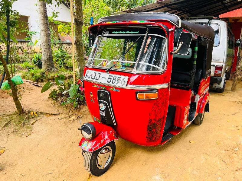 Bajaj Threeweel for sale