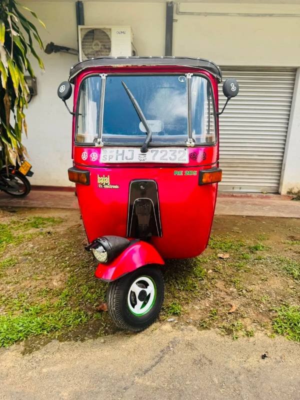 Three wheelers