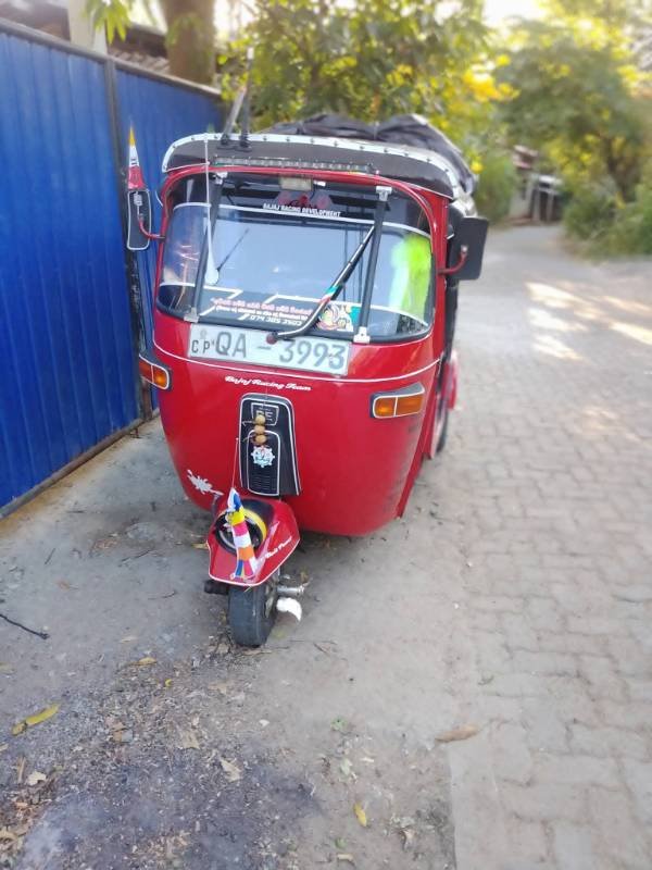 Bajaj Threeweel for sale