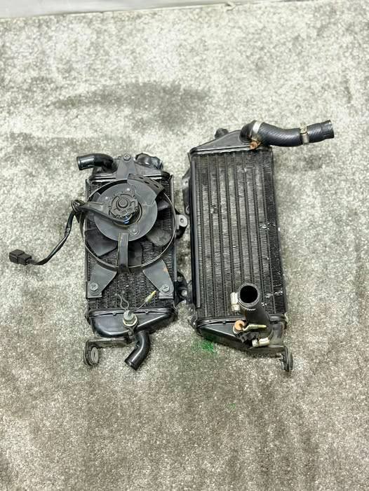 Radiator Set ( sensor/ Fan )  D /Sb tracker