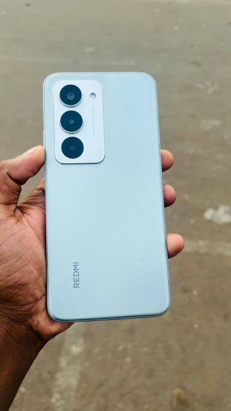 Redmi 15 6GB RAM