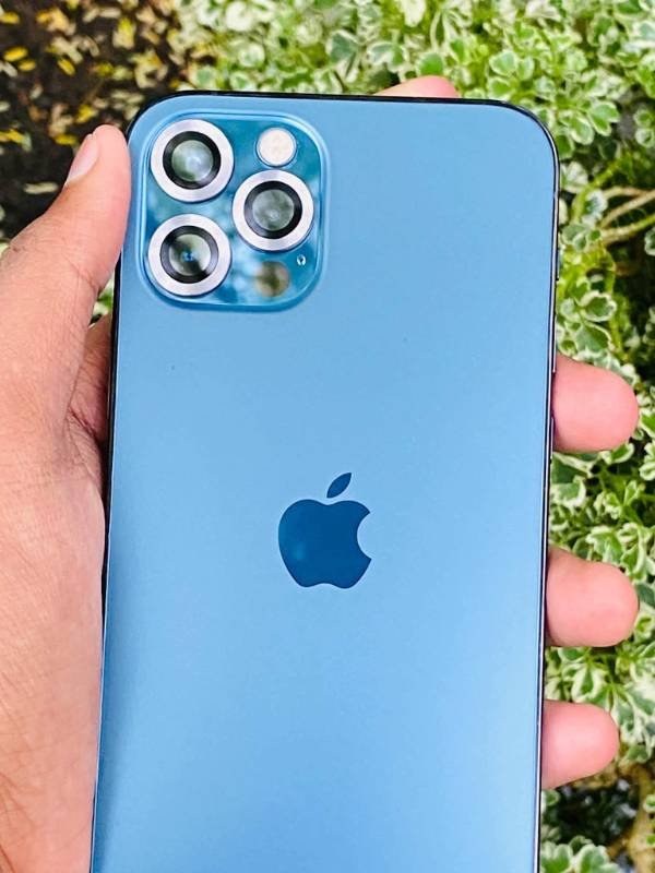 Ex 13 iphone