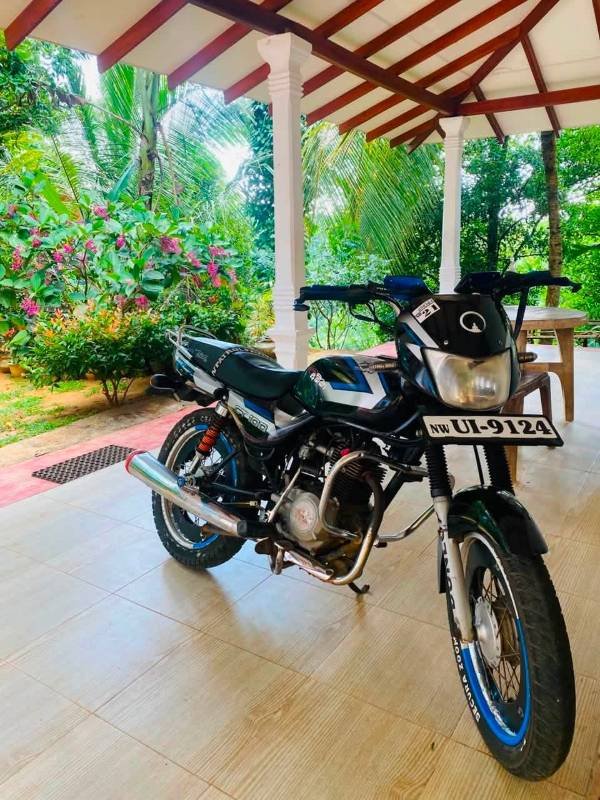 Bajaj CT100 for sale
