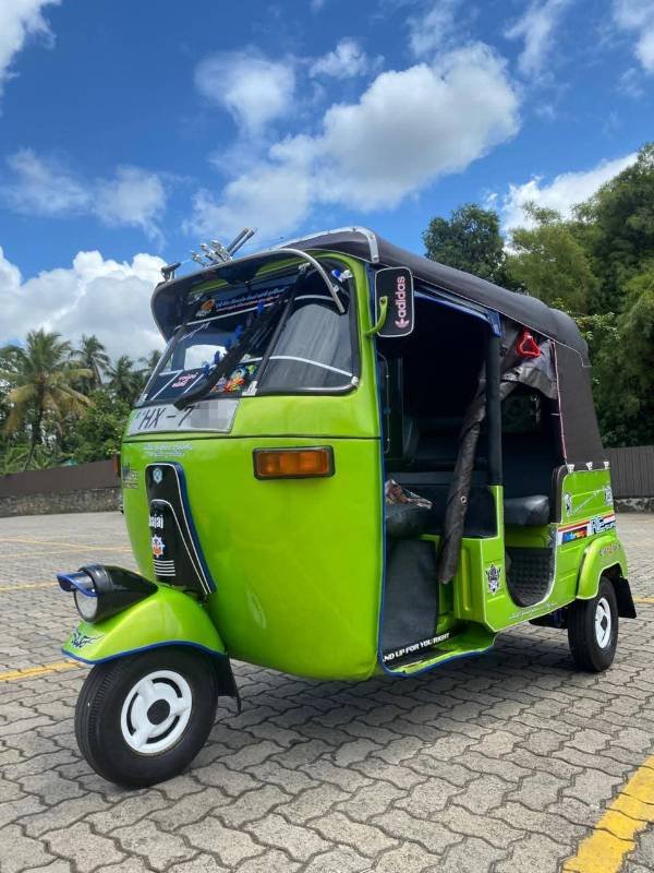 Bajaj Threeweel for sale