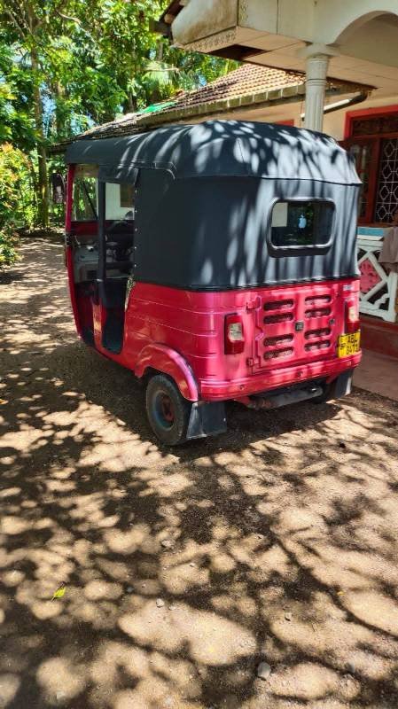 Bajaj Threeweel for sale
