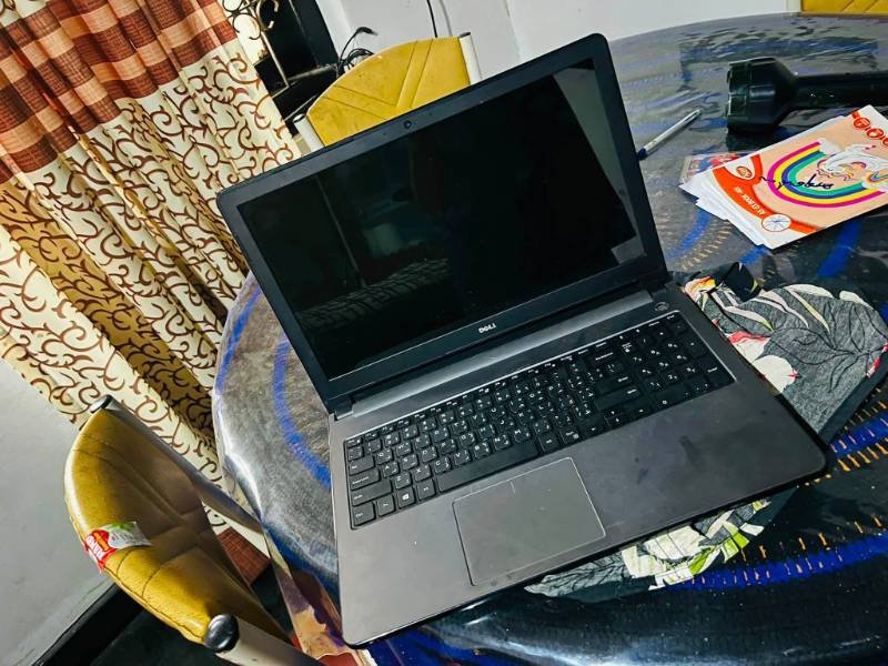 Lap top for sale