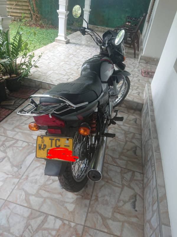 Bajaj CT100 for sale