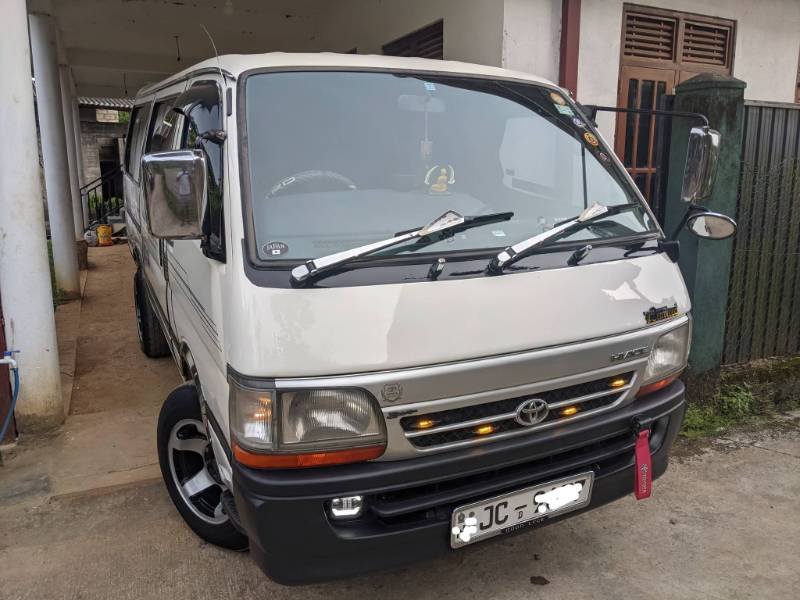 TOYOTA DOLPHIN