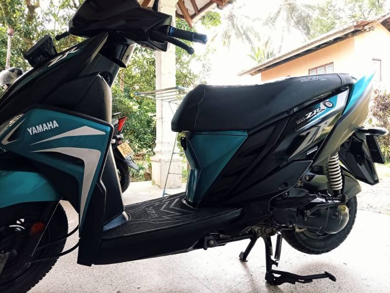 Yamaha ZR for sale