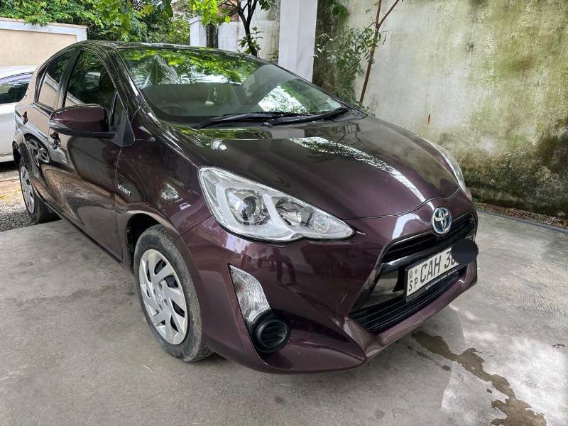 Toyota aqua for sale