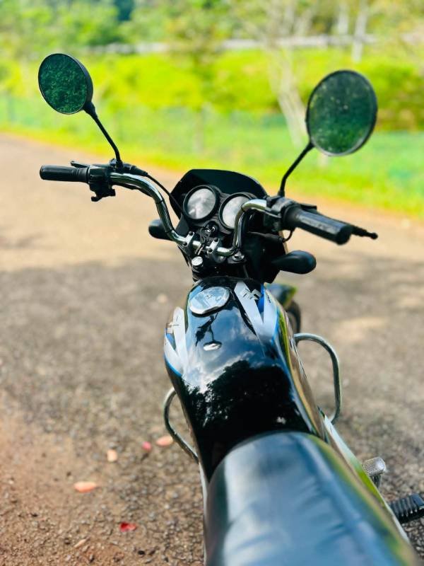 Bajaj CT100 for sale
