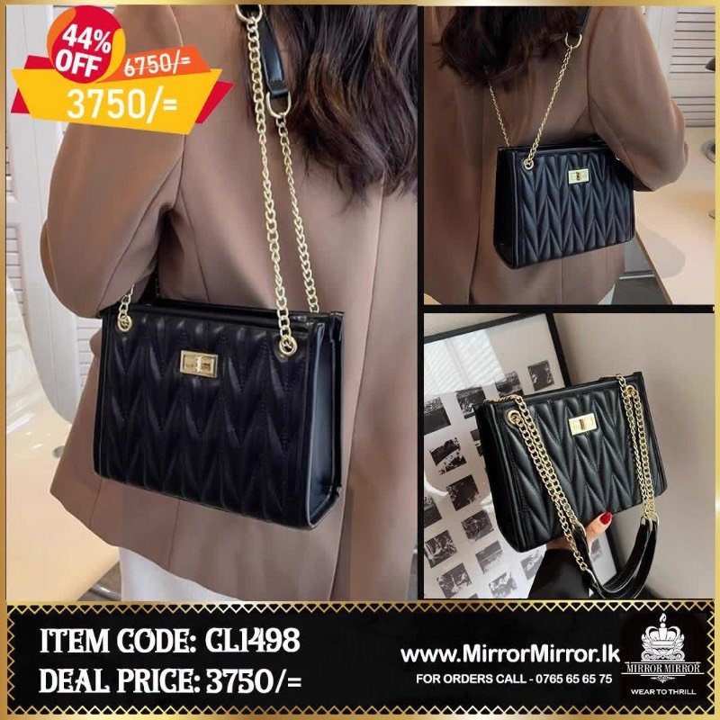 Ladies hand bag