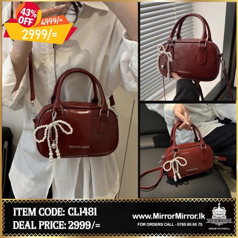 Ladies hand bag