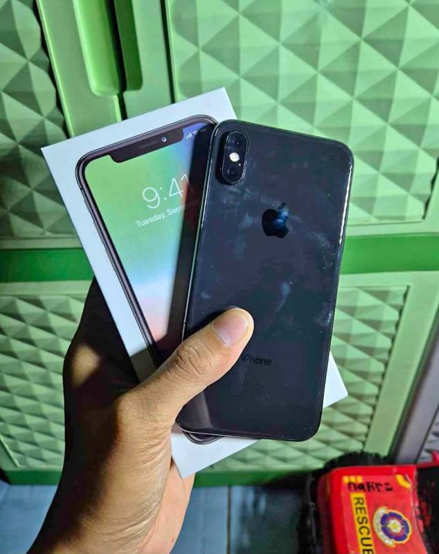 I phone xs for sale